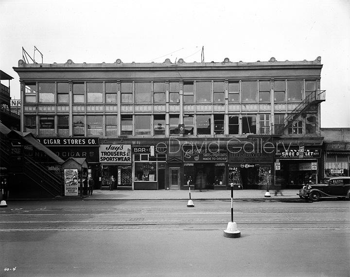 Harlem - 125th Street at Third Avenue